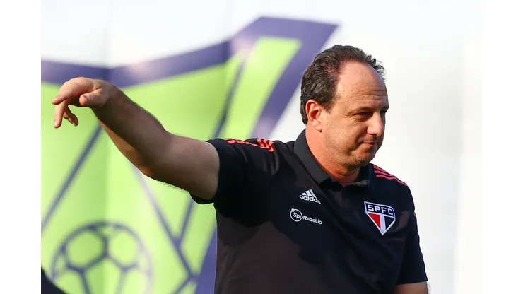 Foto: Marcello Zambrana/AGIF - Rogério Ceni alfineta comentarista em coletiva do São Paulo