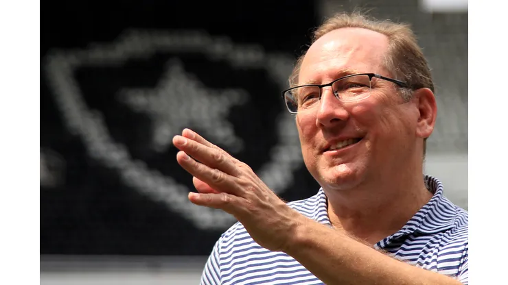 FOTO: TEXTOR - Foto: Vítor Silva/Botafogo - Textor vem tendo sucesso no mercado.