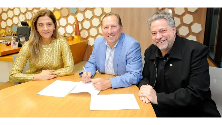 Vitor Silva/Botafogo - John Textor, Leila Pereira e Julio Casares