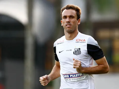 Thiago Ribeiro relembra passagens por Santos e São Paulo 
