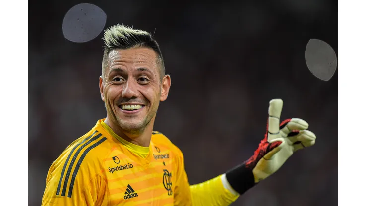 Foto: Thiago Ribeiro/AGIF - Diego Alves não deve permanecer no Flamengo.