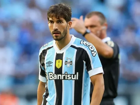 Roger atende pedido da torcida e coloca joia do Grêmio no lugar de Lucas Silva
