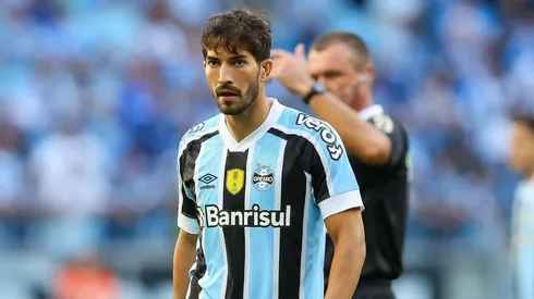 Foto: Pedro H. Tesch/AGIF | Lucas Silva é 'barrado' do time titular do Grêmio