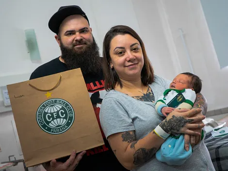 Pai de bebê nascido no Couto Pereira se posiciona sobre presente do Coritiba