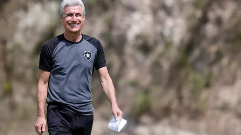 Foto: Vítor Silva/Botafogo – Castro ganha reforço no Botafogo para Copa do Brasil