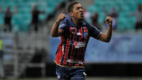 Foto: Jhony Pinho/AGIF- Matheus Davó deve ser titular no confronto