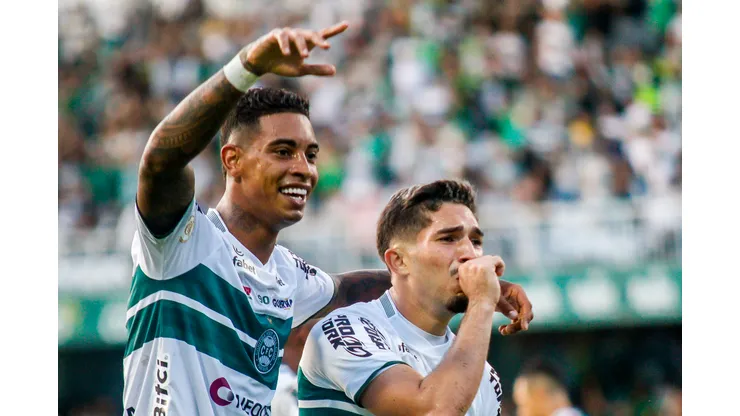 Foto: Gabriel Machado/AGIF- Andrey vive uma grande fase pelo Coxa