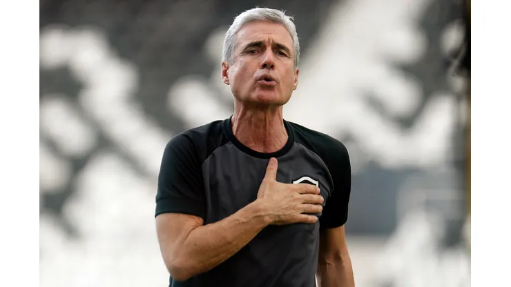 Foto: Vítor Silva/Botafogo - Botafogo acerta com titular até 2025