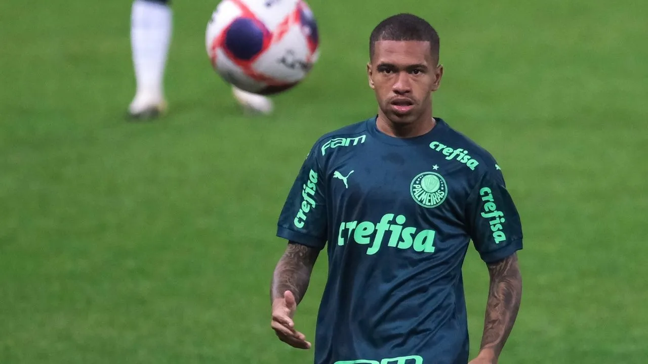 Foto: Marcello Zambrana/AGIF | Lucas Esteves tem opção de compra ligada a time da MLS