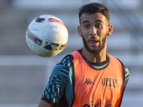 Getúlio treina entre os titulares do Vasco e deve uma ganhar uma chance neste sábado contra o CSA