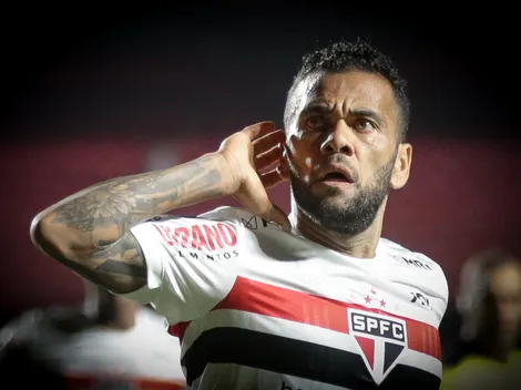 Daniel Alves quebra o silêncio e expõe 'vilão' por polêmicas no São Paulo