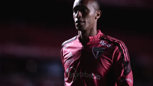 Foto: Ettore Chiereguini/AGIF – Miranda retorna aos titulares do São Paulo