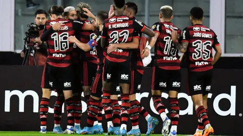 Fotobairesarg/AGIF – Elenco do Flamengo no duelo com o Talleres, pela Libertadores