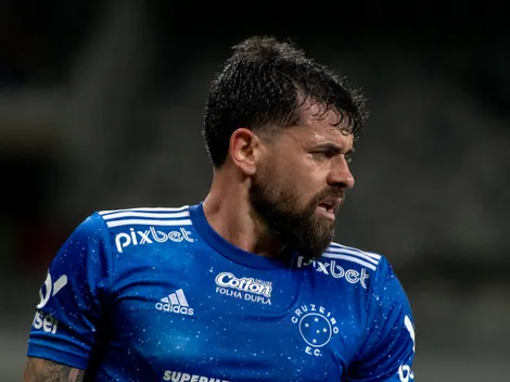 Canesin e mais dois; Cruzeiro ganha três "reforços" em treino