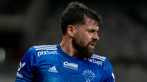 Foto: Alessandra Torres/AGIF – Canesin retorna aos treinos no Cruzeiro