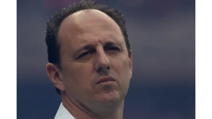 Foto: Fernando Moreno/AGIF: Rogério quer a renovação da cria de Cotia