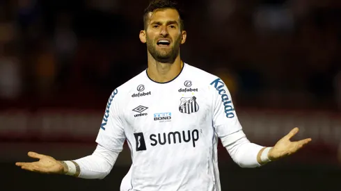 Foto: Thiago Calil/AGIF – Baptistão expõe bastidores do Santos