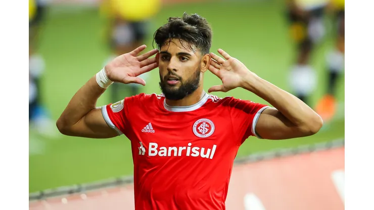 Foto: Pedro H. Tesch/AGIF - Yuri Alberto entra na mira de rival do Corinthians