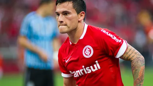 Foto: Ramiro Furquim/AGIF – Aránguiz quer voltar ao Internacional.