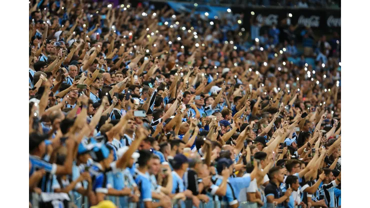 Foto: (Pedro H. Tesch/AGIF) - A torcida do Grêmio não está satisfeita com os valores cobrados nos ingressos para partidas da Série B