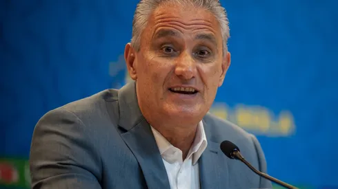 Foto: (Allan Carvalho/AGIF) – Técnico da Seleção Brasileira, Tite ganhou algumas 'dicas' de prelação com um vídeo que 'bombou' na web