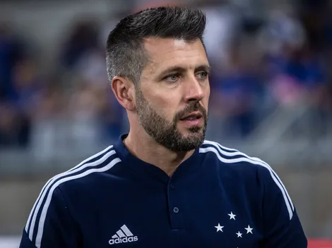 Pezzolano coloca Cruzeiro como time a ser batido na Série B e se declara à Nação Azul