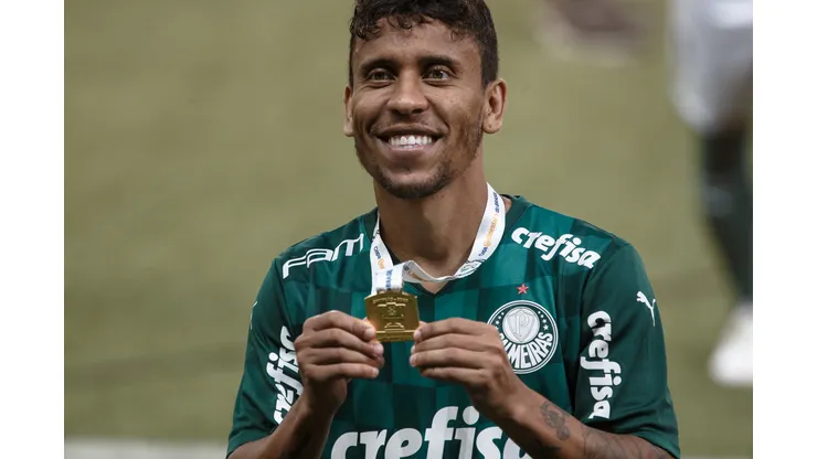 Foto: Ettore Chiereguini/AGIF - Marcos Rocha é homenageado no Palmeiras