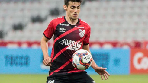 Foto: Robson Mafra/AGIF – Felipão aponta favorito para vaga de Cittadini