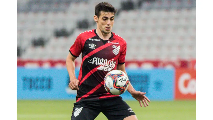 Foto: Robson Mafra/AGIF - Felipão aponta favorito para vaga de Cittadini