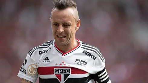 Foto: Jorge Rodrigues/AGIF - Rafinha revela ser supersticioso no São Paulo