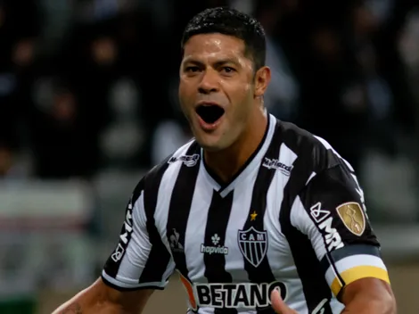 Hulk, do Atlético-MG, distribui cobertores e marmitas para moradores de rua em BH