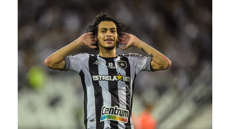 Foto: Thiago Ribeiro/AGIF - Matheus Nascimento retorna ao Botafogo