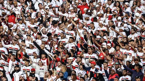 Foto: Marcello Zambrana/AGIF - São Paulo tem sequência invicta surpreendente no Morumbi