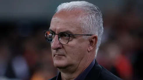 Foto: Gabriel Machado/AGIF – Flamengo aguarda aval de Dorival para avançar por reforço