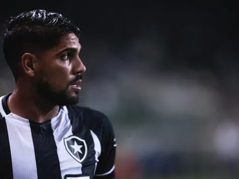 Com Daniel Borges, Castro esboça escalação do Botafogo para dar resposta à torcida