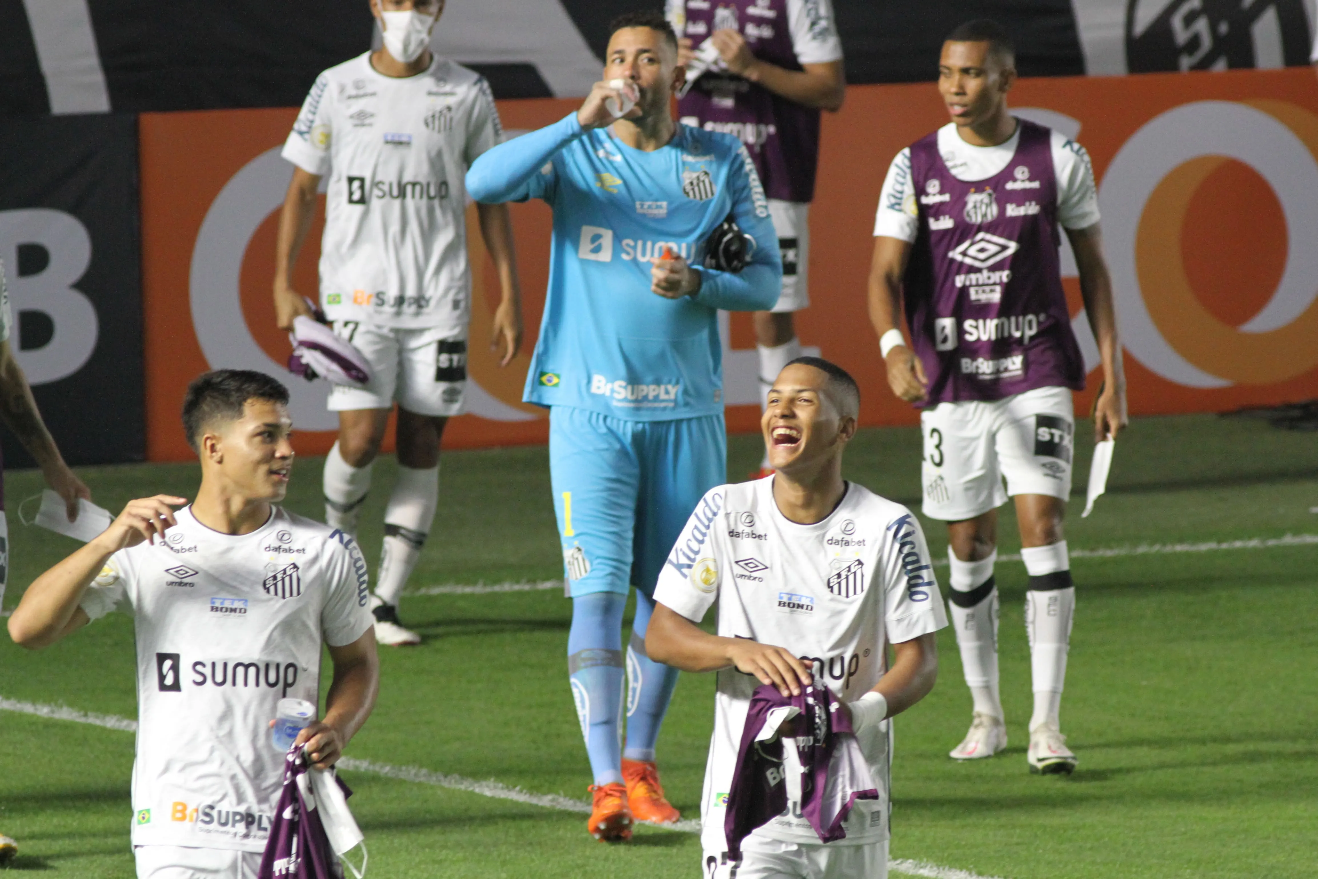 Foto: Fernanda Luz/AGIF – Rodrygo se rende a titular do Santos