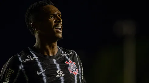 Foto: (Marcos Zanutto/AGIF) – Jô voltou a ser alvo de polêmica no Corinthians nesta quarta (8)