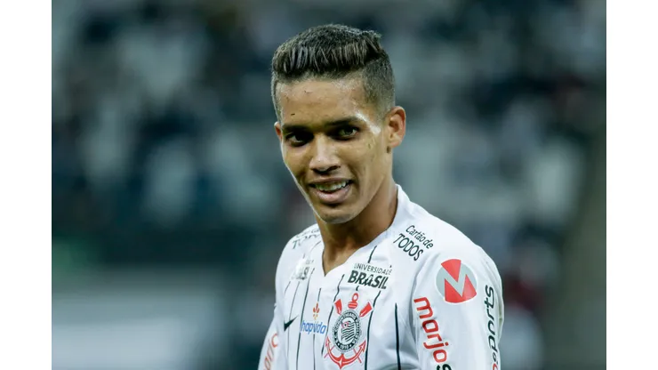 Foto: Marcello Zambrana/AGIF - Pedrinho entra no radar de rival do Corinthians na Série A