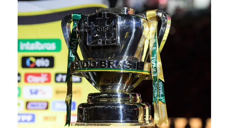 Foto: Robson Mafra/AGIF - Sorteio da Copa do Brasil fica marcado por grandes clássicos