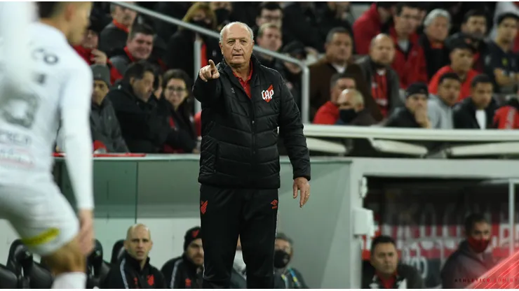 Gustavo Oliveira/ Athletico-PR - Felipão, técnico do Athletico-PR