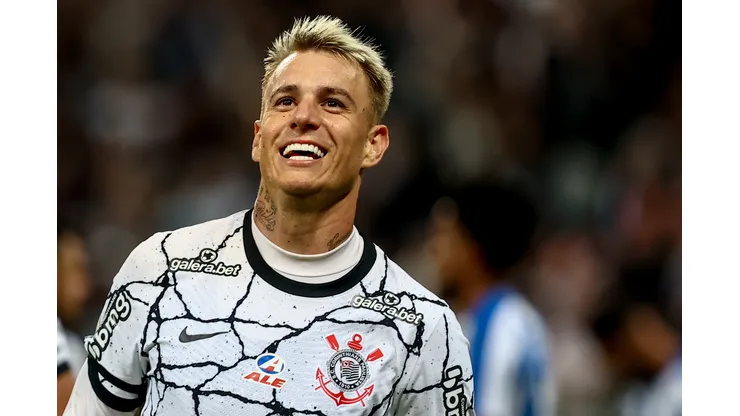 Foto: Marcello Zambrana/AGIF- Roger Guedes é um dos grandes nomes da equipe