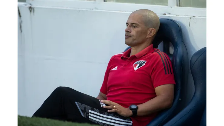 Foto: (Diogo Reis/AGIF) - Alex não deve continuar no São Paulo na próxima temporada