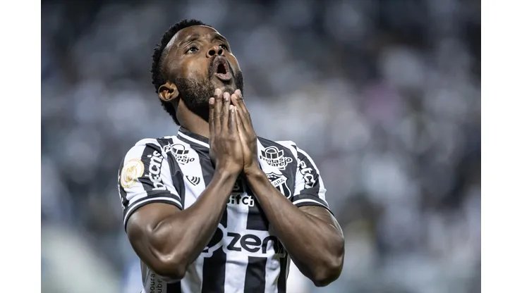 Foto: Raul Baretta/AGIF - CBF divulga áudio do VAR de São Paulo x Ceará