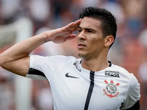 Balbuena 'volta com tudo', chama a responsa e atinge marca histórica no Corinthians