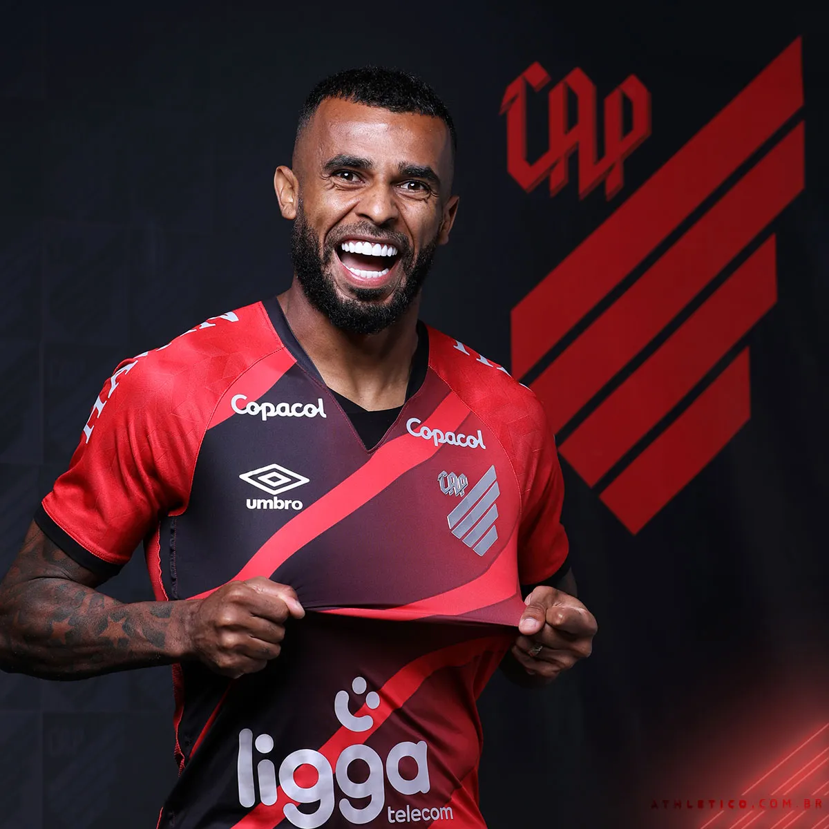 Foto: (Gustavo Oliveira/athletico.com.br) - Alex Santana desfalca o Athletico  contra o Bahia.