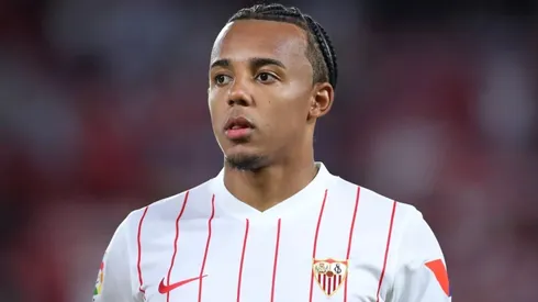 Divulgação/Getty Images – Jules Koundé, zagueiro do Barcelona