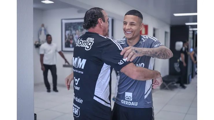 Foto: (Pedro Souza/Atlético) - Guilherme Arana espera recuperar seu protagonismo no Atlético sob o comando de Cuca