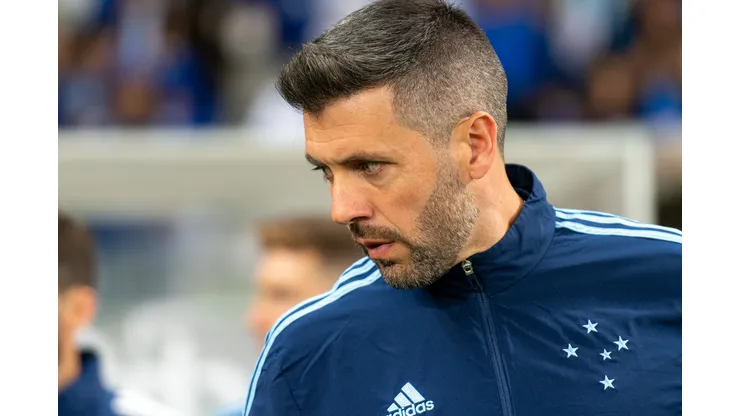 Alessandra Torres/AGIF - Paulo Pezzolano, técnico do Cruzeiro
