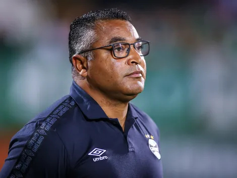 "Vai custar caro"; Meio-campista pode ser 'barrado' de vez por Roger no Grêmio