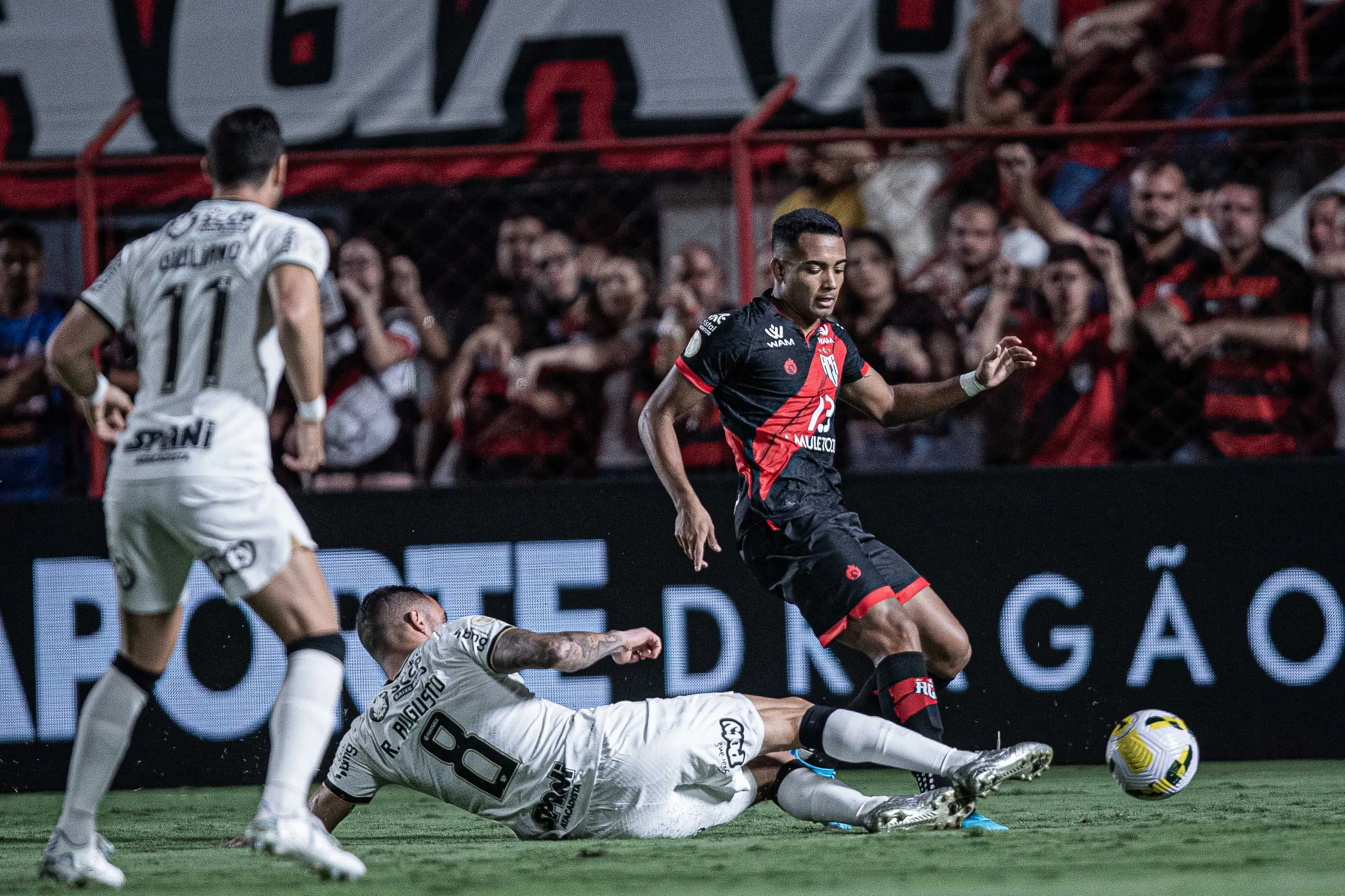 Foto: Heber Gomes/AGIF | Atlético-GO x Corinthians